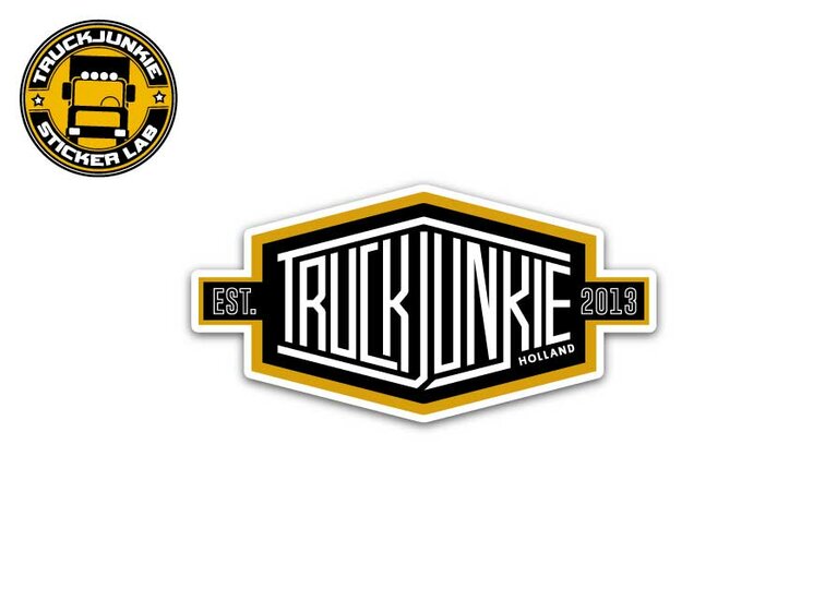 TRUCKJUNKIE 2013 STICKER 