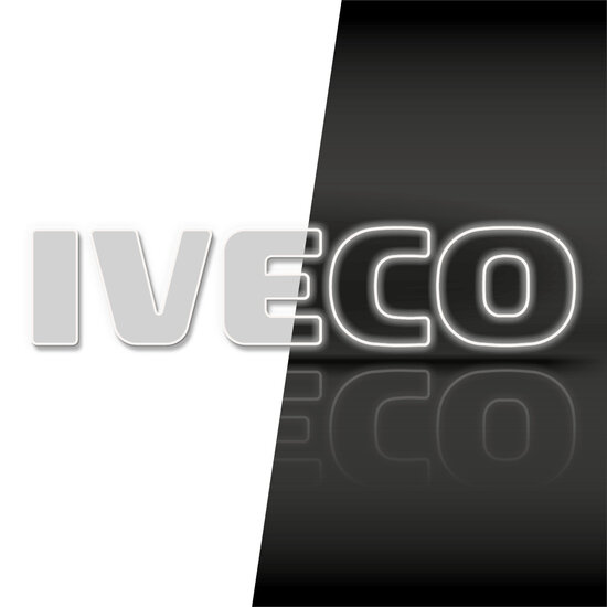 VERLICHTE LETTERS LED - IVECO WIT dag en nacht