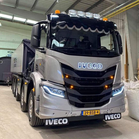 VERLICHTE LETTERS LED - IVECO WIT - 24V